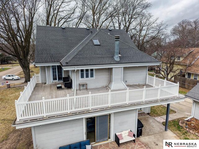 1010 Grove Avenue, Crete, NE 68333