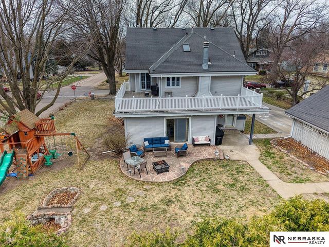 1010 Grove Avenue, Crete, NE 68333