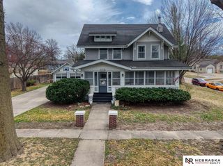 1010 Grove Avenue, Crete, NE 68333