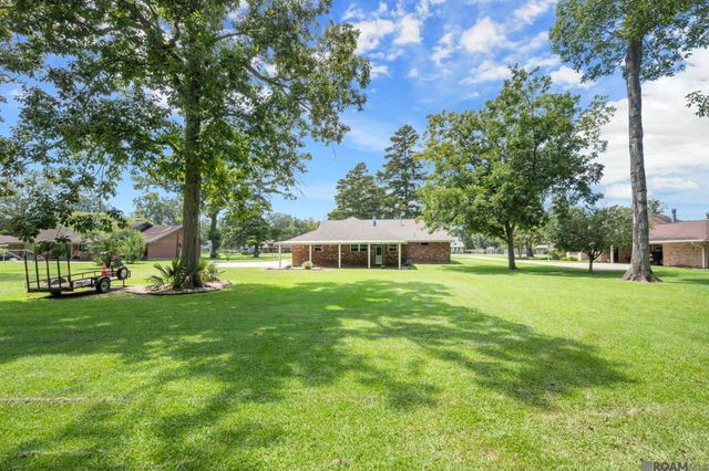 10838 Shoe Creek Dr, Baton Rouge, LA 70818