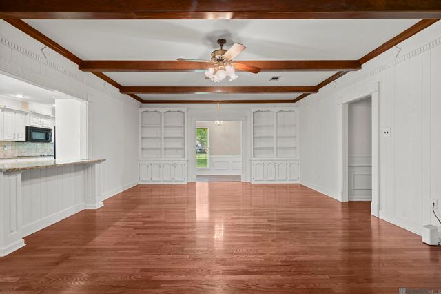 10838 Shoe Creek Dr, Baton Rouge, LA 70818