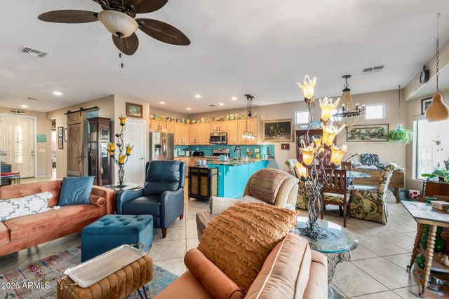 41987 W DORSEY Drive, Maricopa, AZ 85138