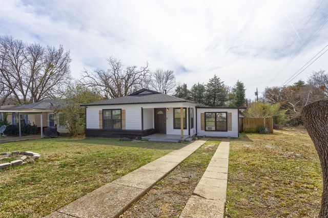 1130 W Heron Street, Denison, TX 75020