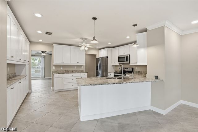 13794 River Forest DR, Fort Myers, FL 33905