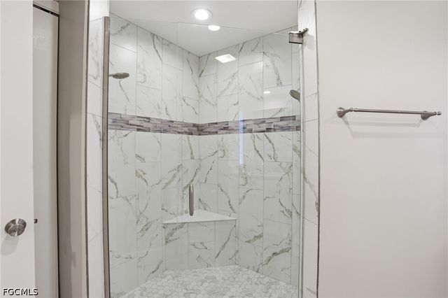 13794 River Forest DR, Fort Myers, FL 33905