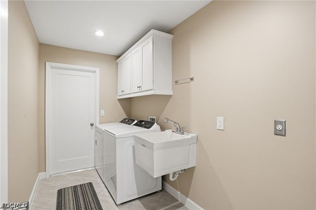 13794 River Forest DR, Fort Myers, FL 33905
