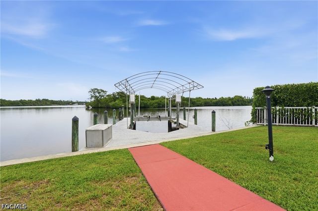 13794 River Forest DR, Fort Myers, FL 33905