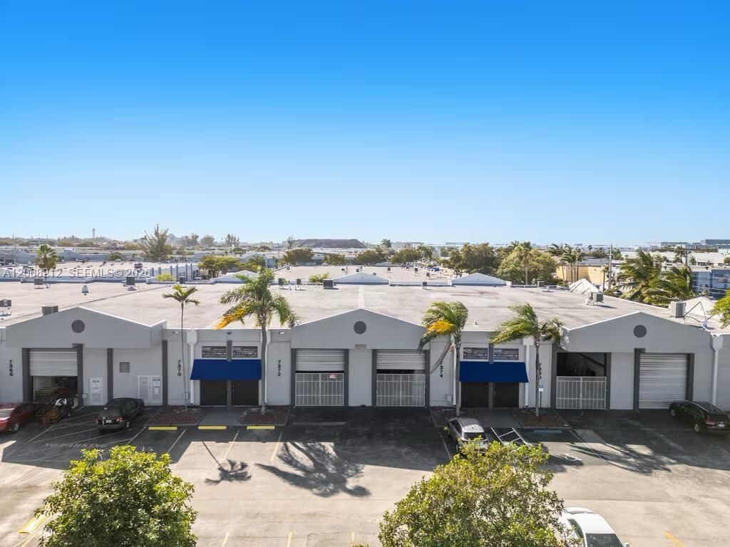7384 NW 56th Street 7384, Miami, FL 33166