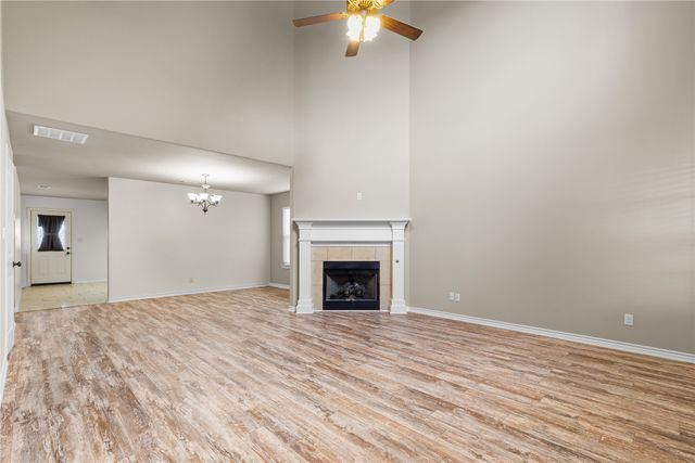 4204 Quail Run Road, Sherman, TX 75092