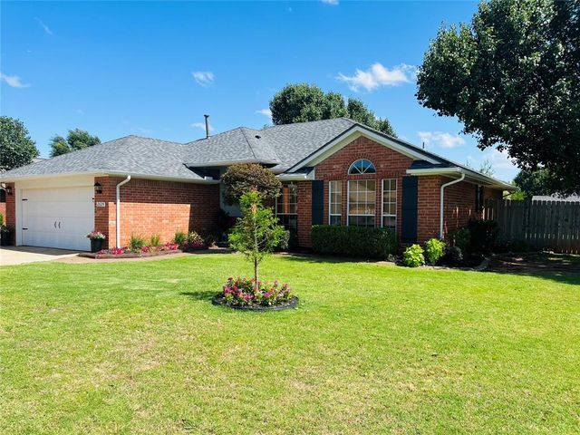2624 NW 160th Street, Edmond, OK 73013
