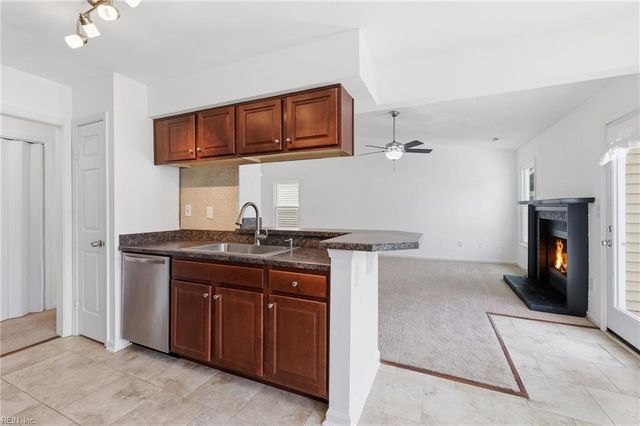 1817 Sharbot CIR, Virginia Beach, VA 23464