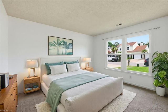1817 Sharbot CIR, Virginia Beach, VA 23464