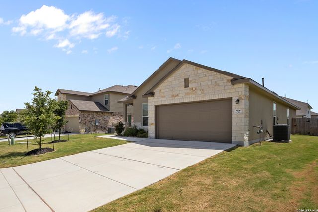 727 Rushing Banks, Cibolo, TX 78108
