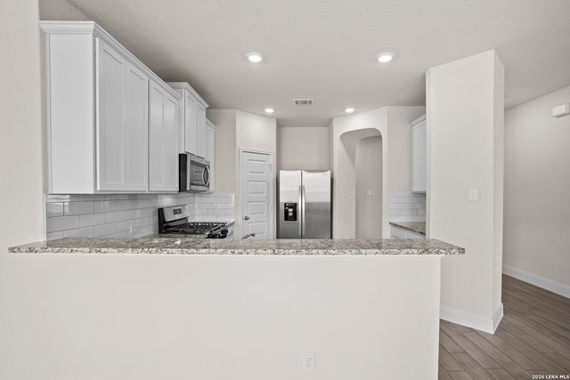 727 Rushing Banks, Cibolo, TX 78108