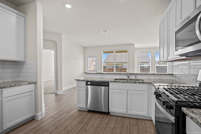 727 Rushing Banks, Cibolo, TX 78108