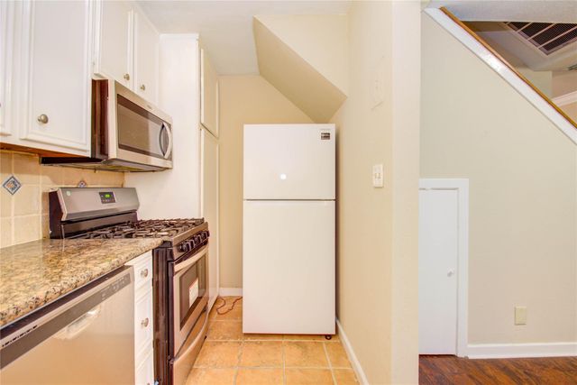 4020 Blue Bonnet Boulevard E, Houston, TX 77025
