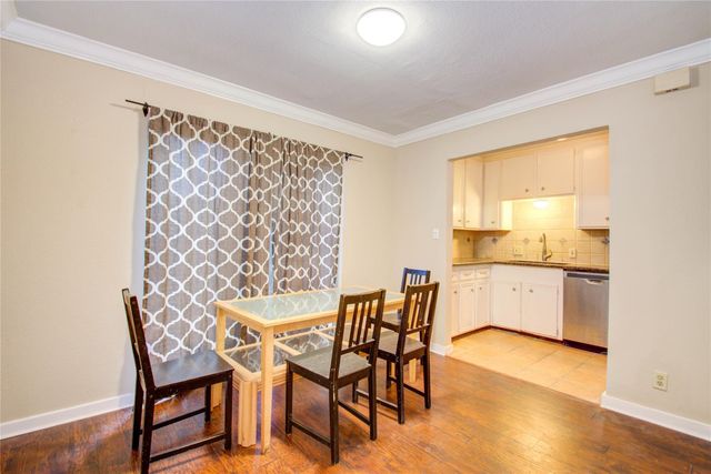 4020 Blue Bonnet Boulevard E, Houston, TX 77025