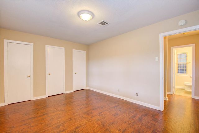 4020 Blue Bonnet Boulevard E, Houston, TX 77025