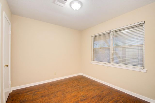 4020 Blue Bonnet Boulevard E, Houston, TX 77025