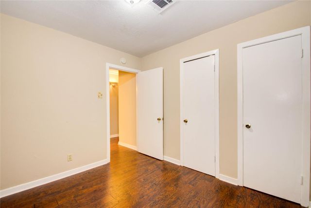 4020 Blue Bonnet Boulevard E, Houston, TX 77025