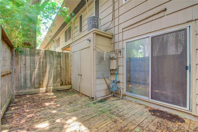 4020 Blue Bonnet Boulevard E, Houston, TX 77025