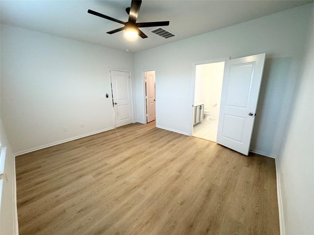 2808 Coral Drive, Texas City, TX 77591