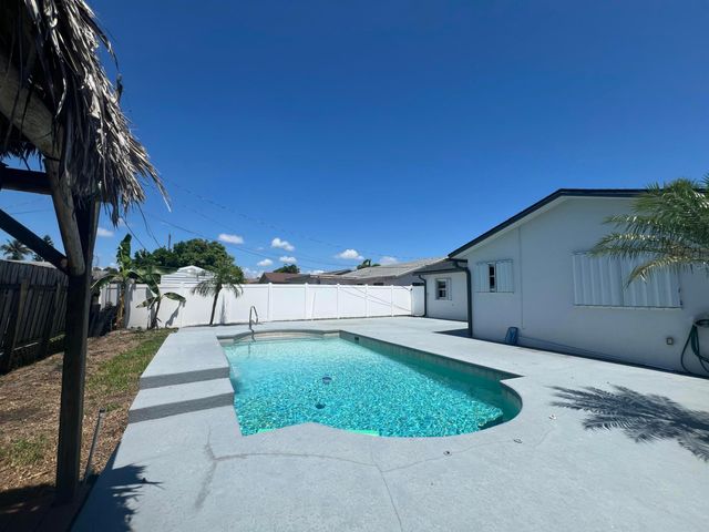 516 NW 54th Street, Boca Raton, FL 33487
