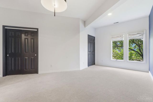 939 Monastery Street, Cincinnati, OH 45202
