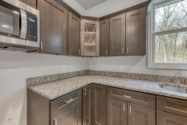 1430 East Cedar Street, Bristol, TN 37620