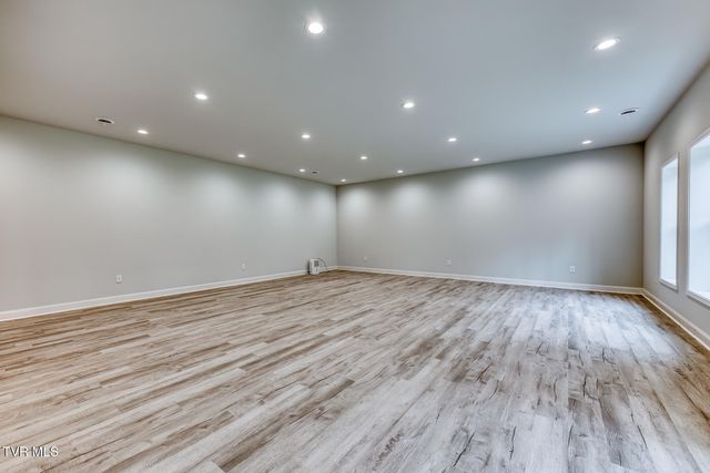 1430 East Cedar Street, Bristol, TN 37620