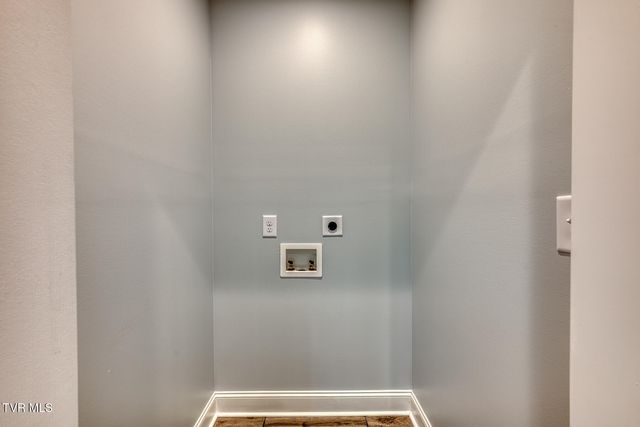 1430 East Cedar Street, Bristol, TN 37620