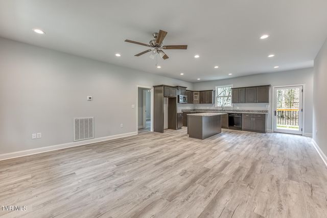 1430 East Cedar Street, Bristol, TN 37620