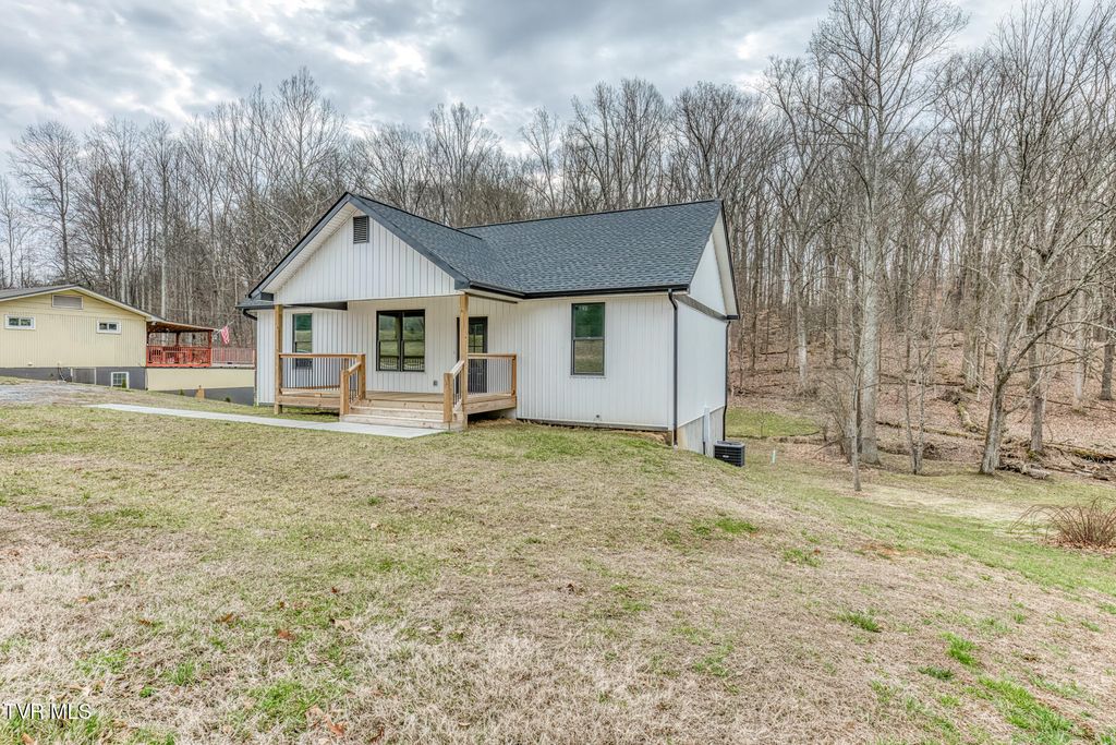 1430 East Cedar Street, Bristol, TN 37620