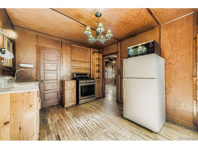 5860 Paona Rd, Cascade, CO 80809