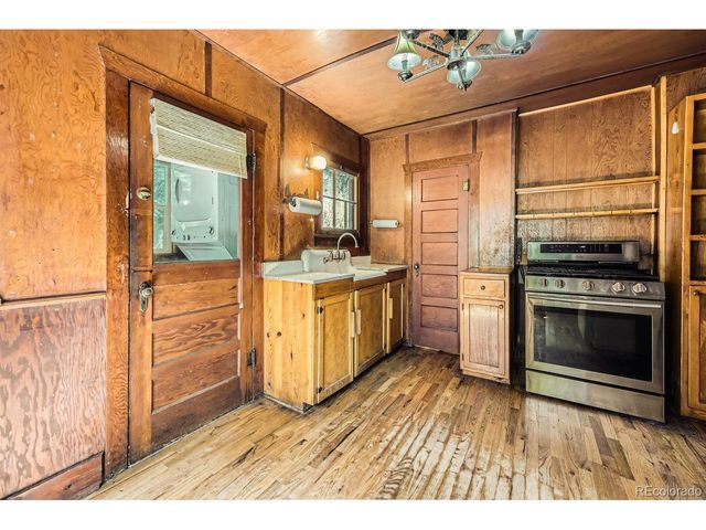 5860 Paona Rd, Cascade, CO 80809