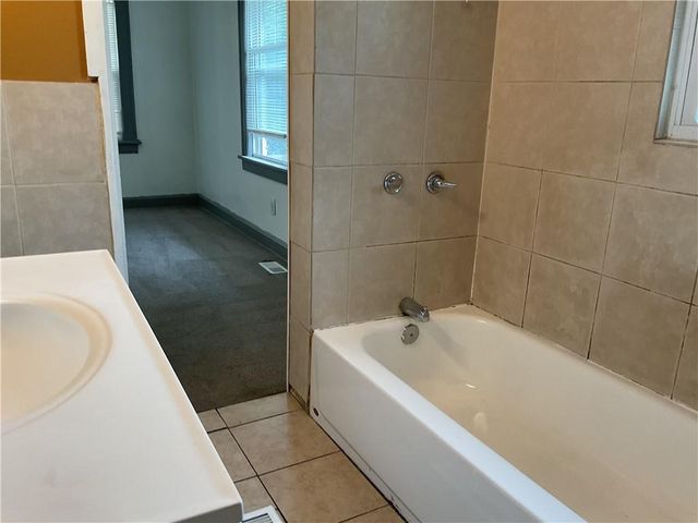 4430 Montgall Avenue, Kansas City, MO 64130