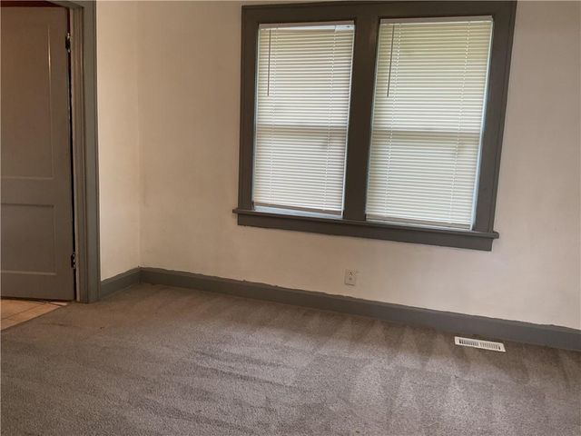 4430 Montgall Avenue, Kansas City, MO 64130