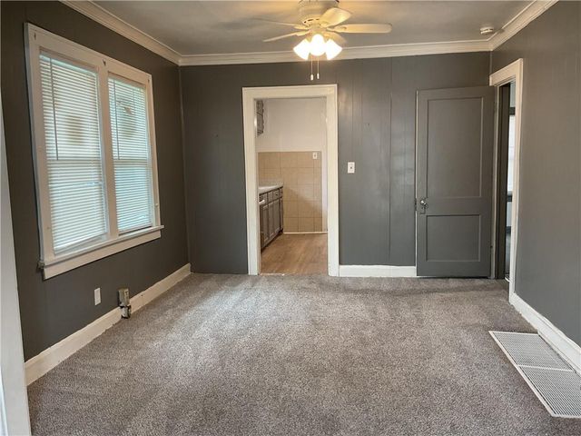4430 Montgall Avenue, Kansas City, MO 64130