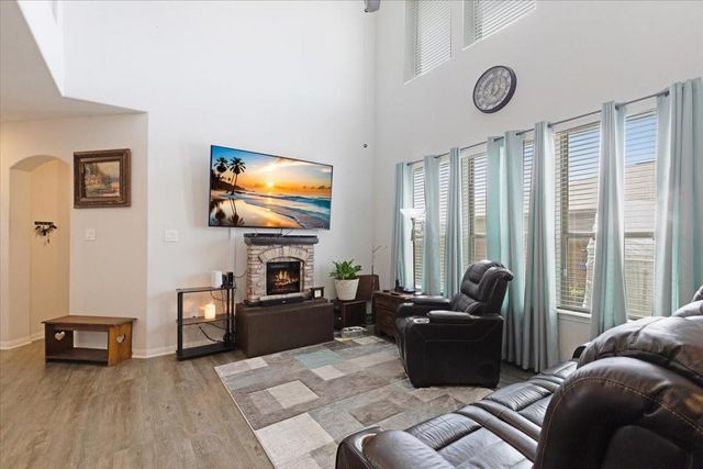 1685 Road 5102, Cleveland, TX 77327