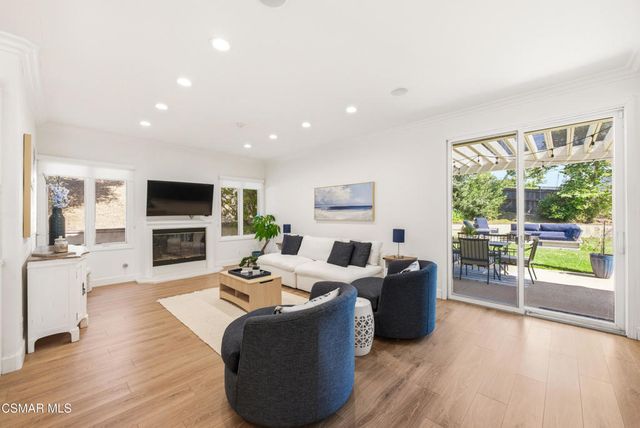 29804 Westhaven Drive, Agoura Hills, CA 91301