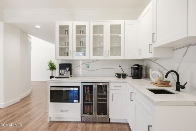 29804 Westhaven Drive, Agoura Hills, CA 91301