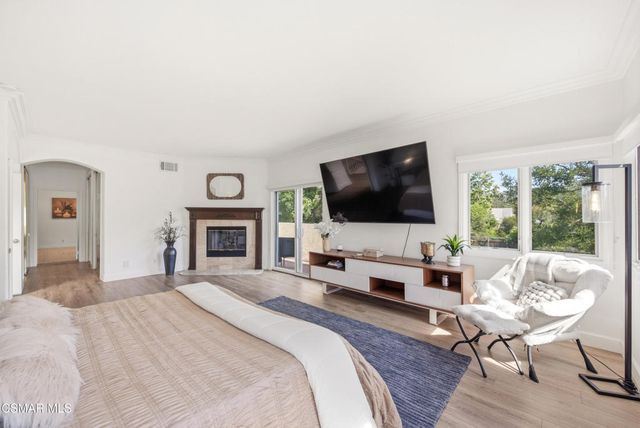 29804 Westhaven Drive, Agoura Hills, CA 91301