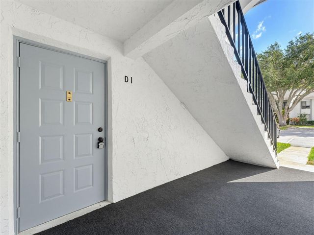 1261 PINE RIDGE CIRCLE W D1, Tarpon Springs, FL 34688