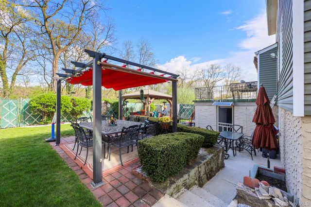 52 Brandt Terrace, Yonkers, NY 10710