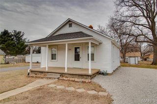 213 Rose Avenue, South Roxana, IL 62087