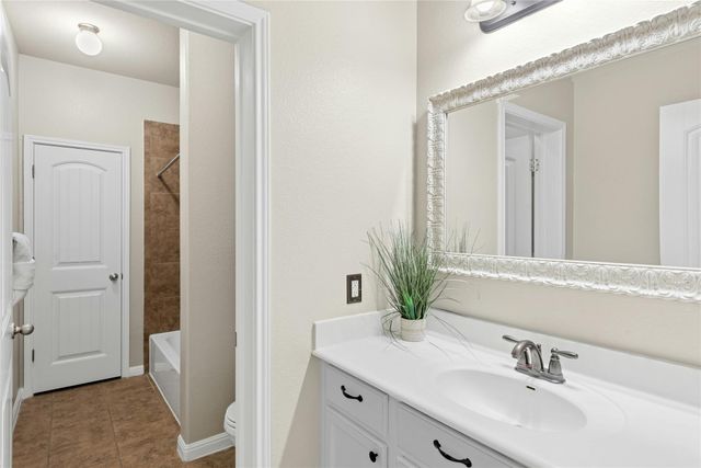 2704 Santa Ana LN, Round Rock, TX 78665