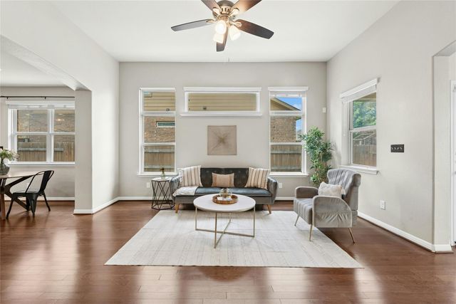 2704 Santa Ana LN, Round Rock, TX 78665