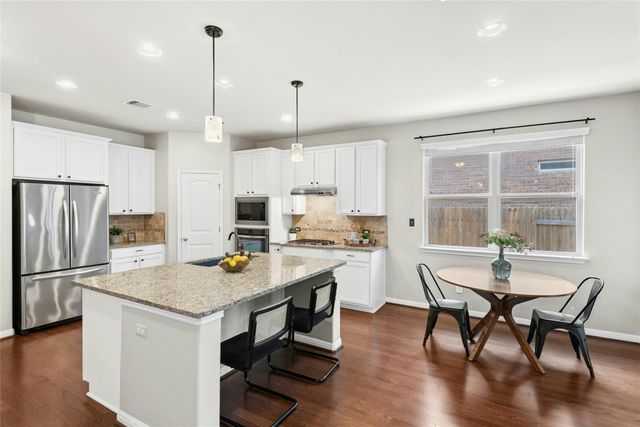 2704 Santa Ana LN, Round Rock, TX 78665