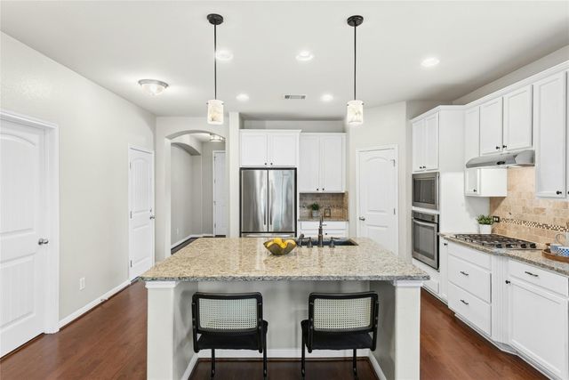 2704 Santa Ana LN, Round Rock, TX 78665