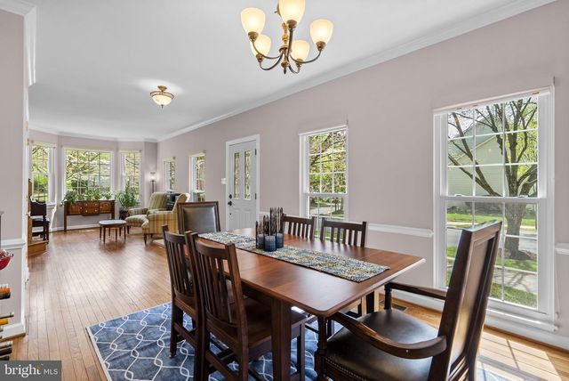 7805 HERITAGE FARM DR, Gaithersburg, MD 20886